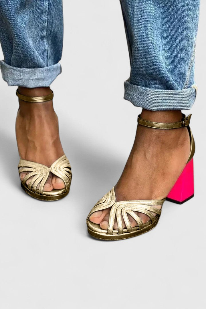 Noelyrah tacones