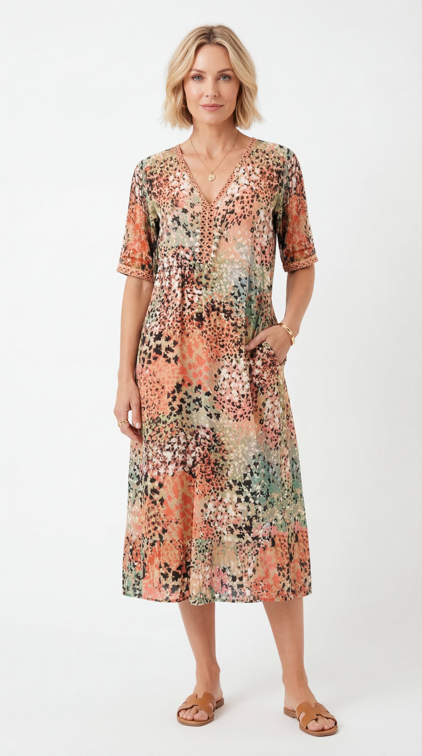 lina-vestido-ligero-con-escote-en-v